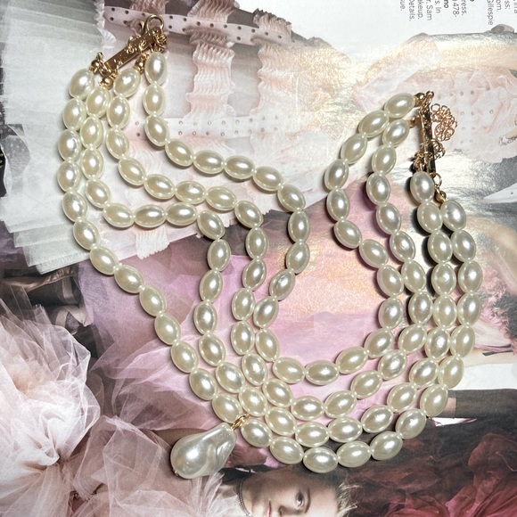 Pearl Baroque Pearl Four Layer Choker Necklace - Picture 2 of 3